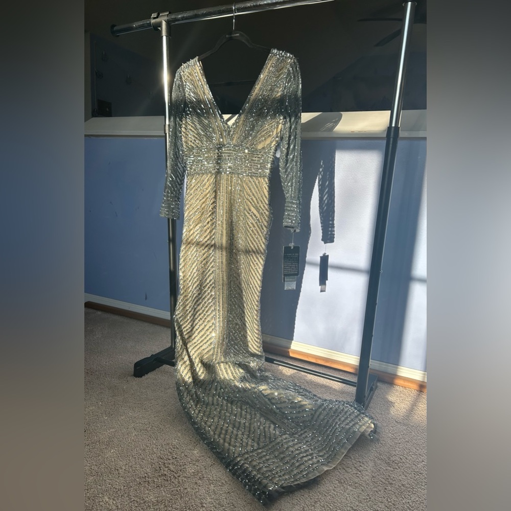 NWT Basix Black Label Long Sleeve Deep V Full Sequin Prom Gown